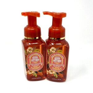 Bath & Body Works Sweet Cinnamon Pumpkin Gentle And Clean Foaming Hand Soap x 2